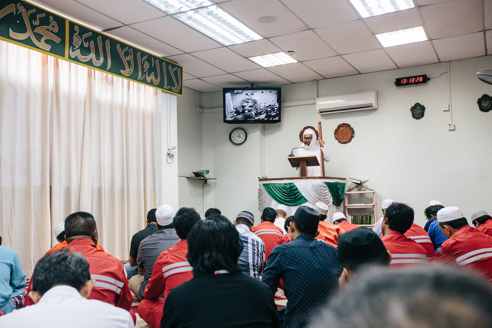 pulau-bukom-mosque-photo-essay-07